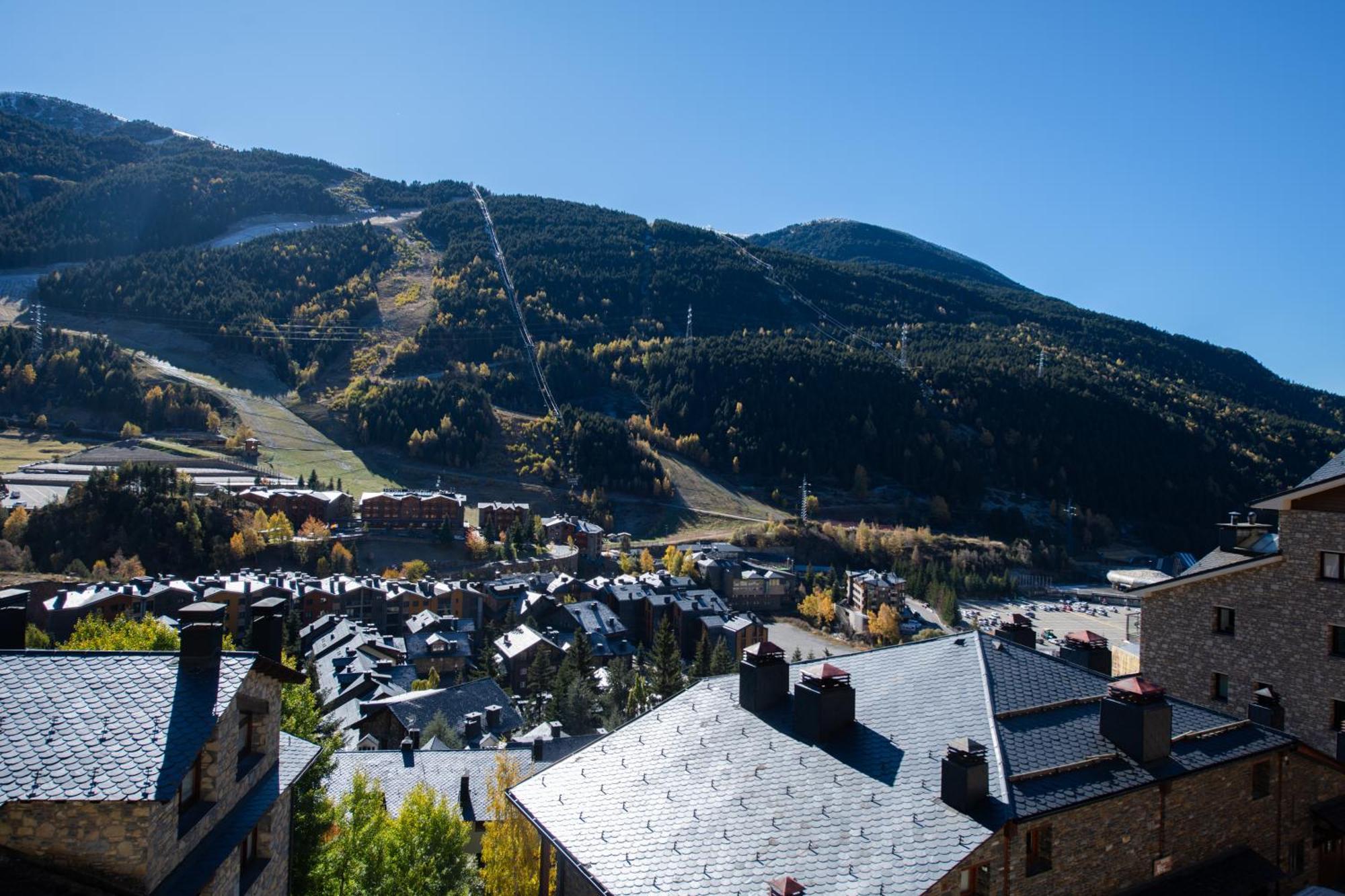 Apartamento Moderno Bh Aspen Atico Con Vistas エル・ターター エクステリア 写真