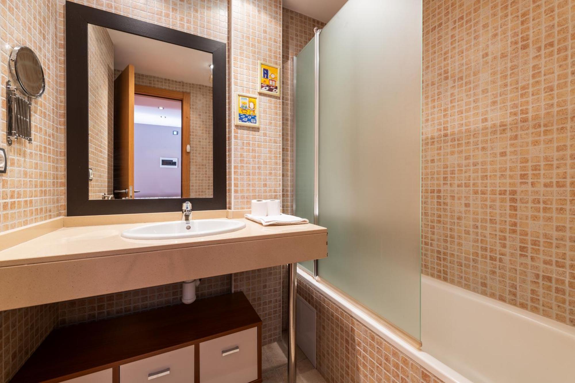 Apartamento Moderno Bh Aspen Atico Con Vistas エル・ターター エクステリア 写真