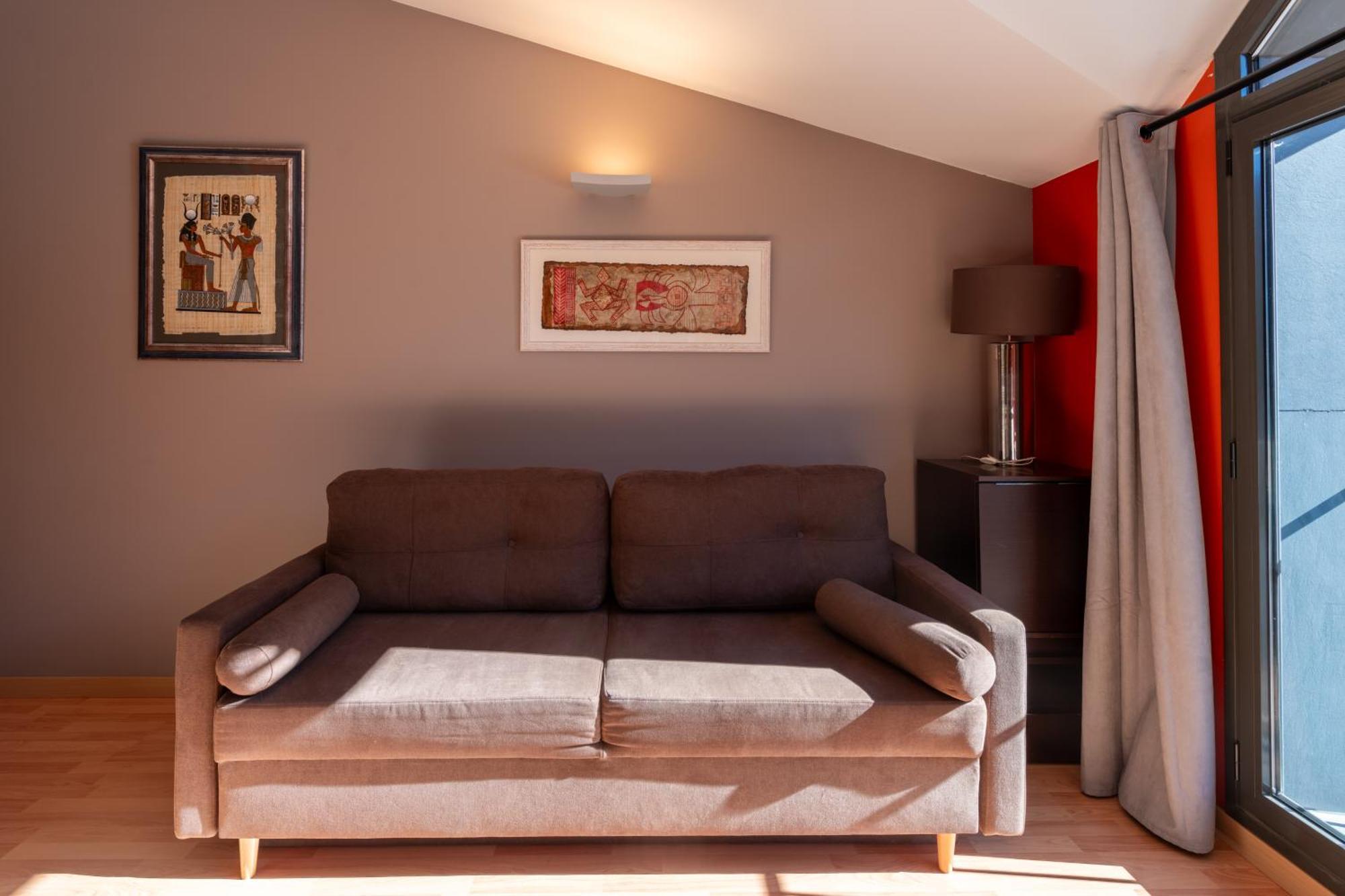 Apartamento Moderno Bh Aspen Atico Con Vistas エル・ターター エクステリア 写真