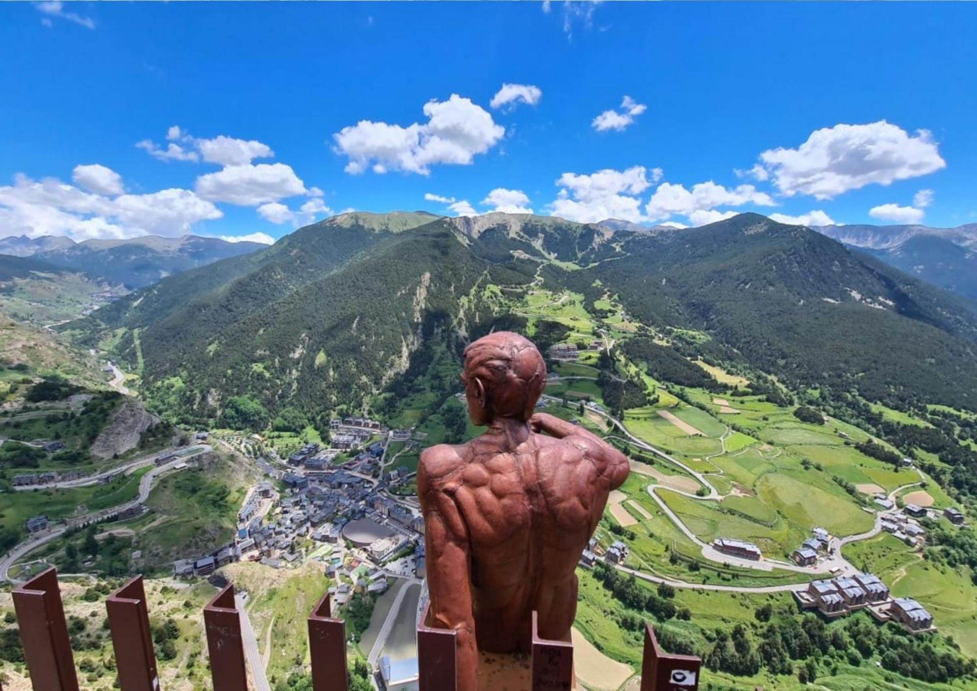 Apartamento Moderno Bh Aspen Atico Con Vistas エル・ターター エクステリア 写真